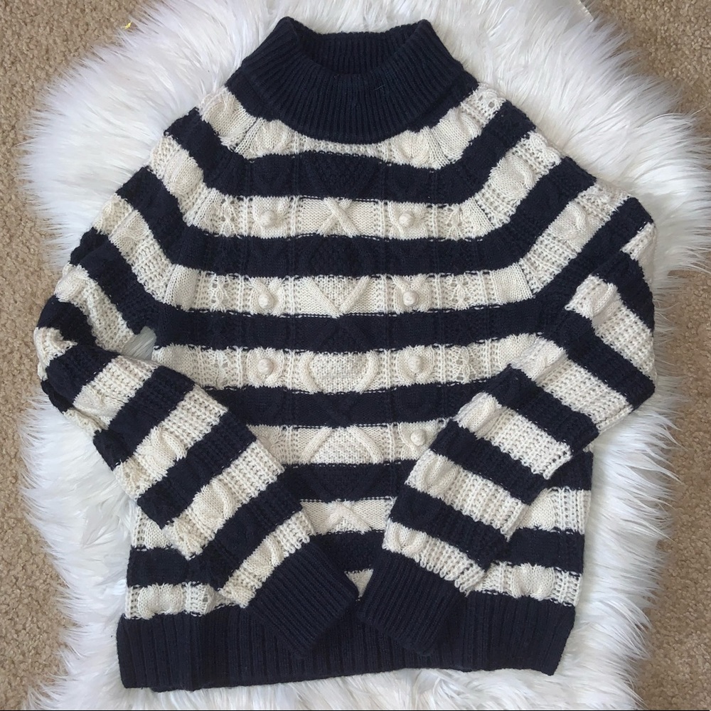 NWT J Crew Cable Knit Sweater in Navy Stripe XS - Picture 2 of 8